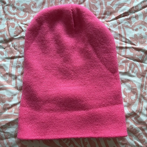 TIKTOK PINK BEANIE &👛SOFT PLASTIC WATERPROOF ZIPPERED PINK - Picture 6 of 8